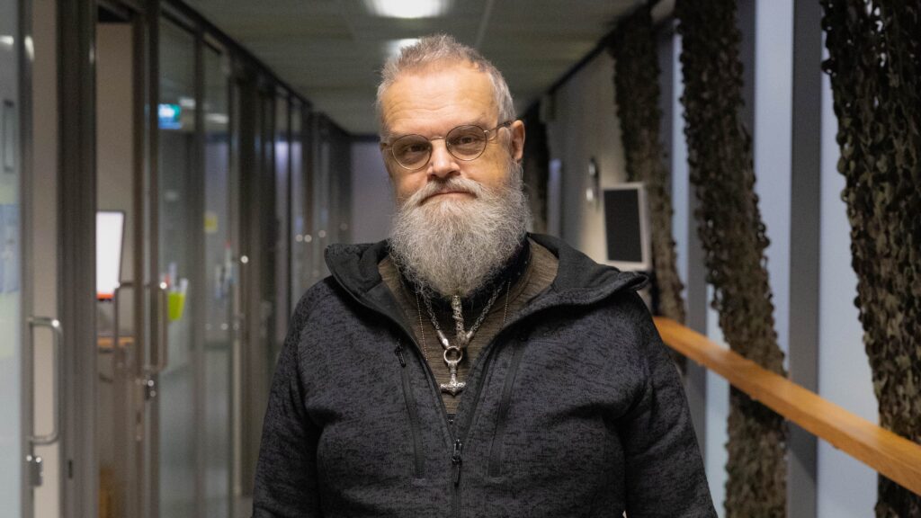 Fanbäraren Henrik Gahmberg