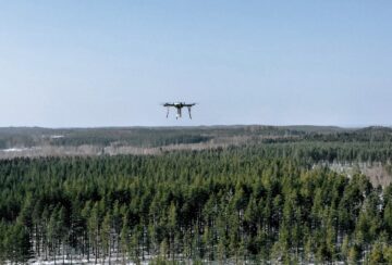 Fanbäraren 3 23 Sirius Compact drone