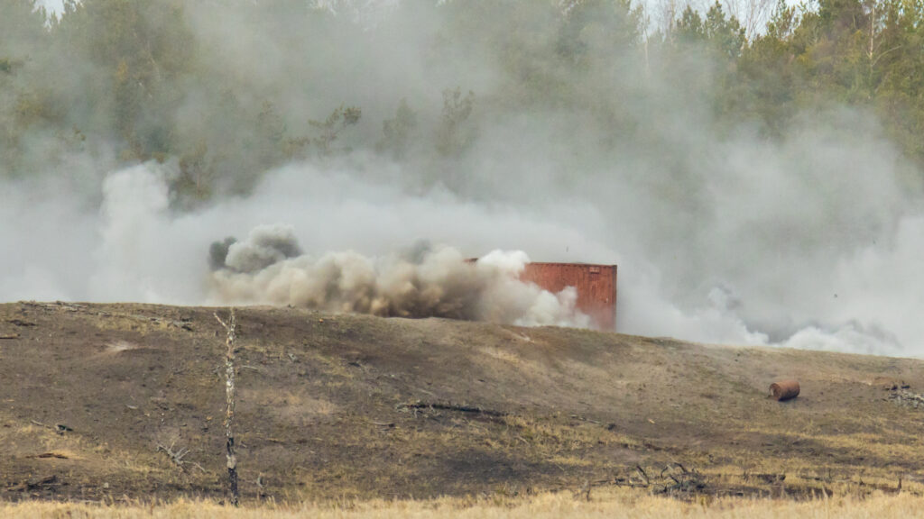 Från produktion till eldställning – granatens väg till kastaren